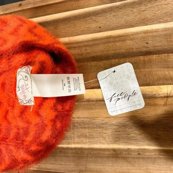 Free People Raspberry Combo Beanie. Fuzzy Warm Designer. Brand new with Tags. - Picture 6 of 7